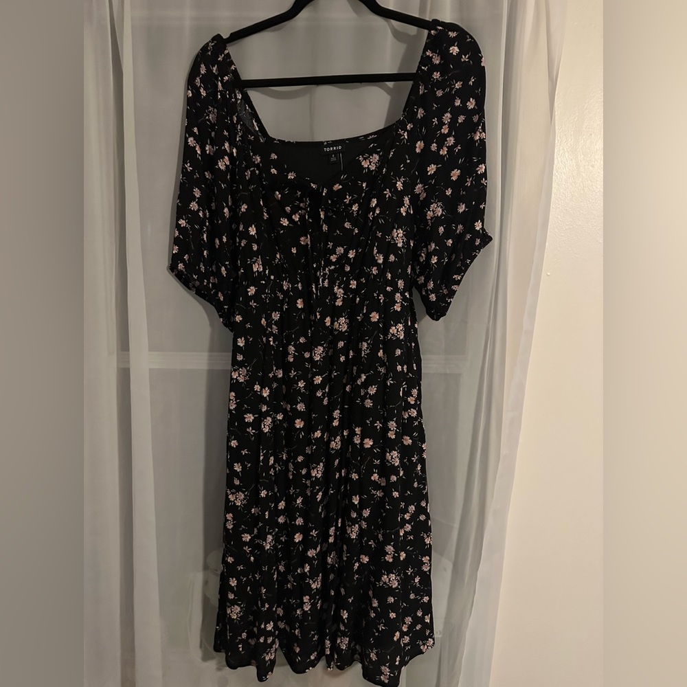 🖤✨TORRID ✨🖤 NWT dress with pockets SIZE 0  large (12)